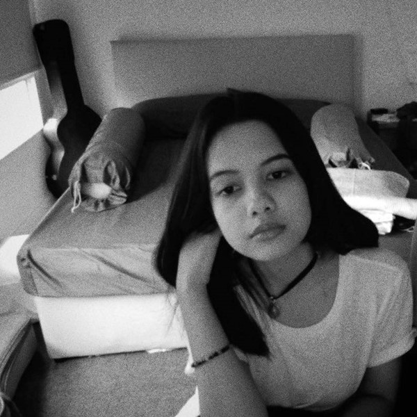 น้องจัสมิน สาวน้อยกะเหรี่ยงเสียงเพราะ