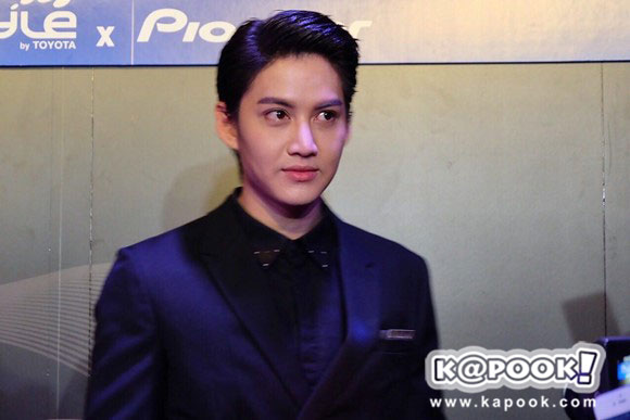 กอล์ฟ พิชญะ-ขวัญ อุษามณี