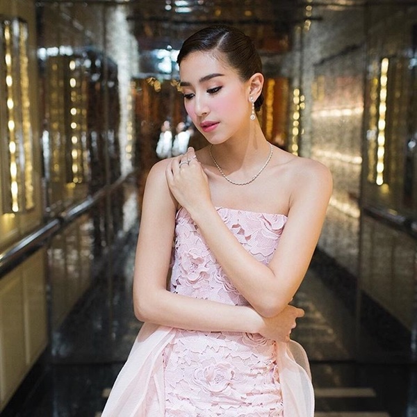 มิ้นต์ ชาลิดา จับมือ ภูผา ทำธุรกิจร่วมกัน