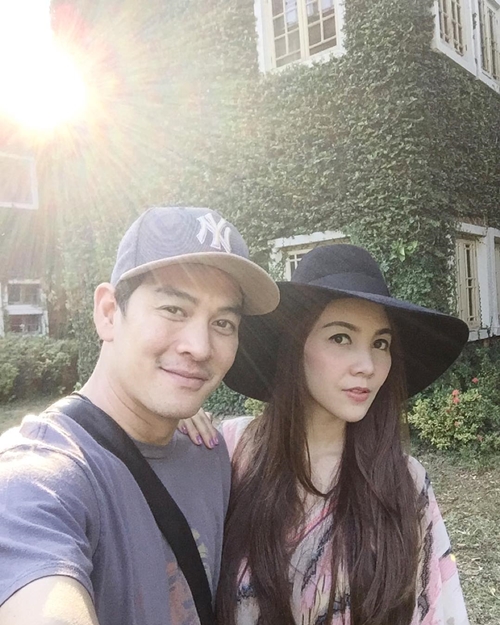 วุ้นเส้น ชาคริต