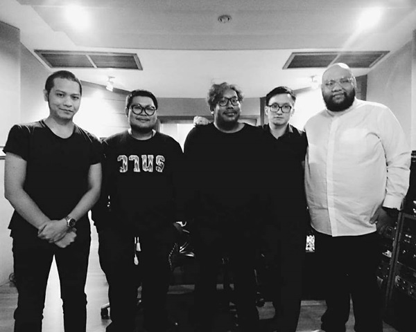 กอล์ฟ ฟักกลิ้ง ฮีโร่