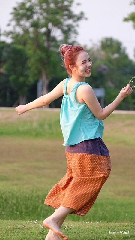 พลอยชมพู