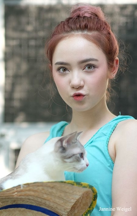 พลอยชมพู