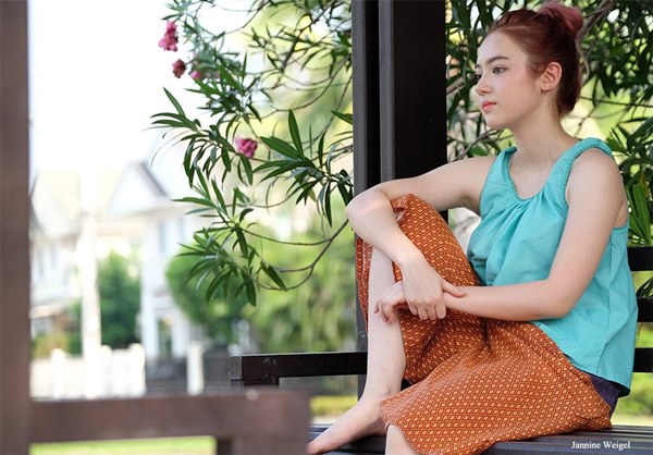 พลอยชมพู