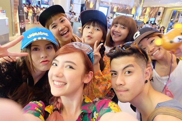 พลอยชมพู