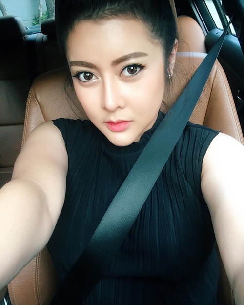 เอิร์น เดอะสตาร์