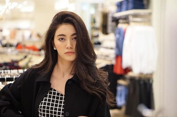 ใหม่ ดาวิกา