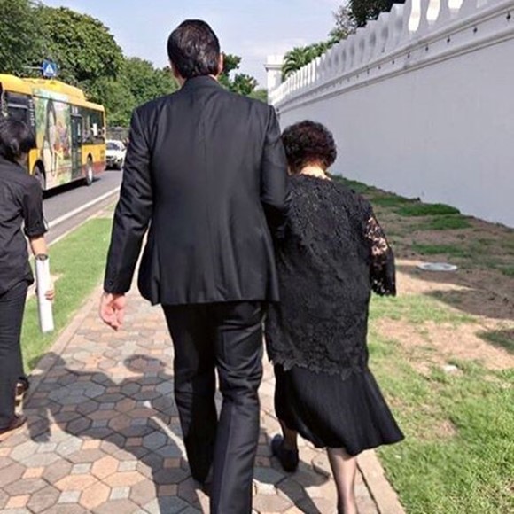 วิลลี่-แหม่ม แมคอินทอช