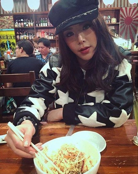 ซานิ นิภาภรณ์