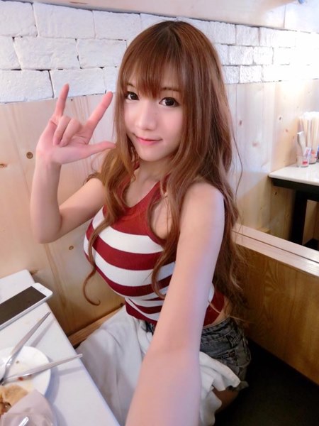 น้องอลิส เน็ตไอดอล