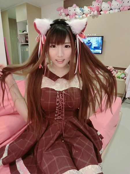 น้องอลิส เน็ตไอดอล