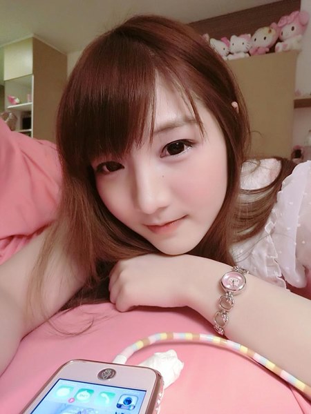 น้องอลิส เน็ตไอดอล