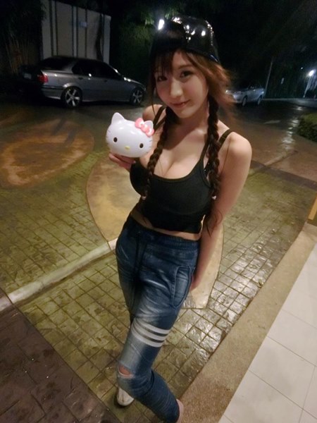 น้องอลิส เน็ตไอดอล