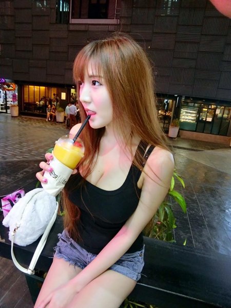 น้องอลิส เน็ตไอดอล