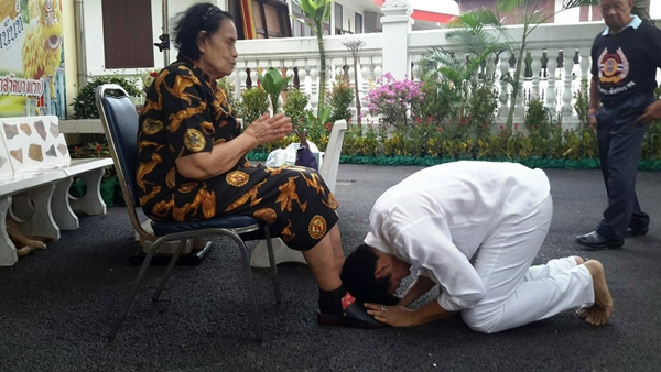 บิณฑ์ บรรลือฤทธิ์ บวช