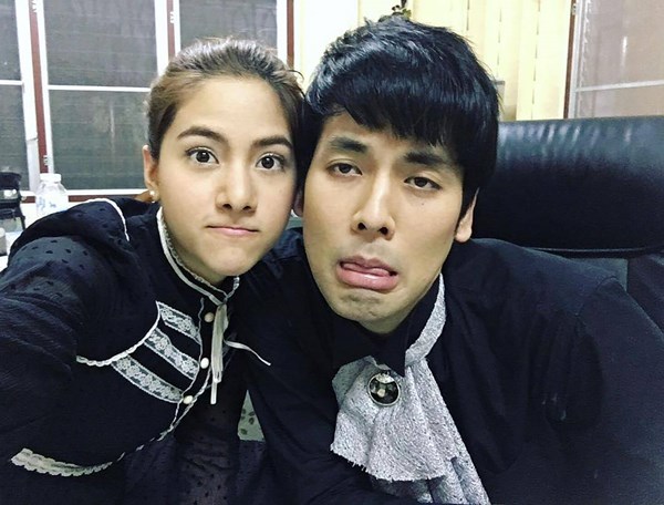 บอม ธนิน