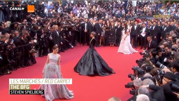  ชมพู่ อารยา