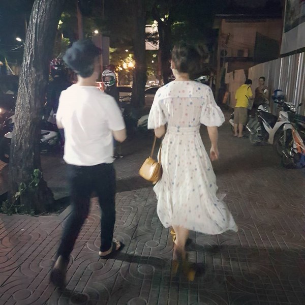 ชมพู่ อารยา กินข้าวข้างทาง