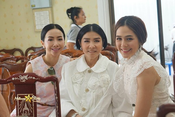 วันเกิด ชมพู่ อารยา