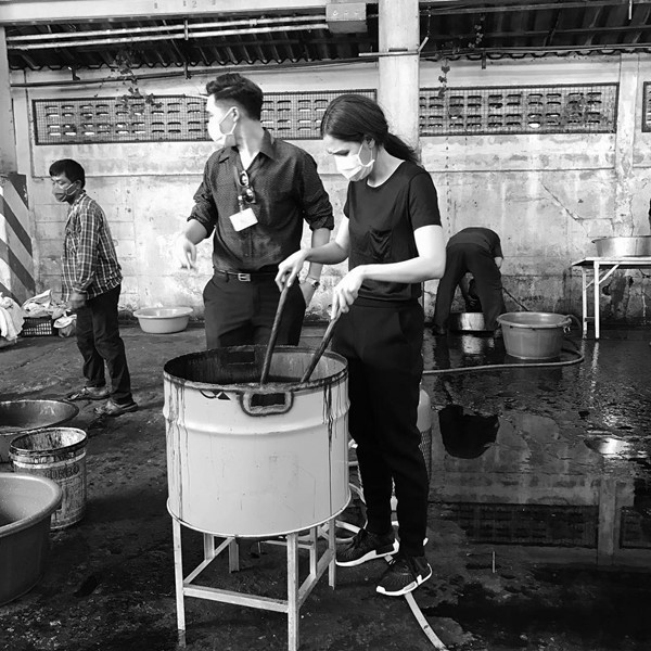 โครงการย้อมผ้าเพื่อเพื่อน