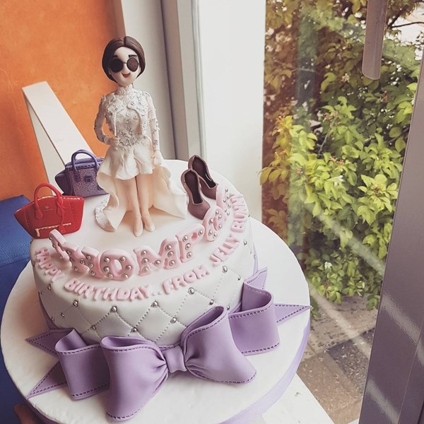 เค้กวันเกิด ชมพู่ อารยา