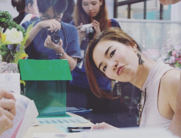 วันเกิด คริส หอวัง