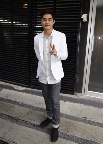 เก้า จิรายุ