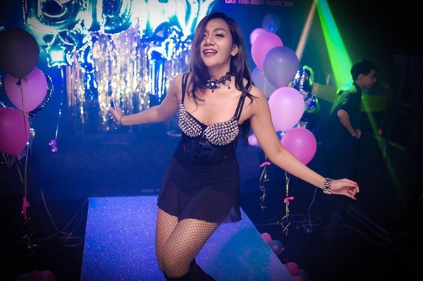 เกต จิณภัค 