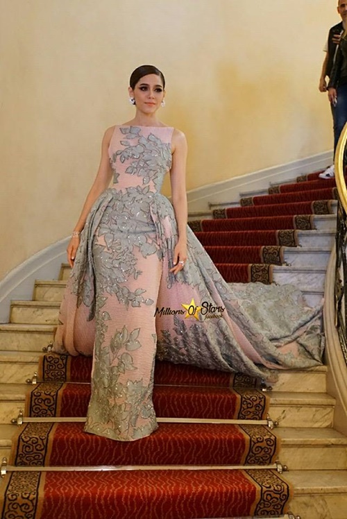 ชมพู่ อารยา