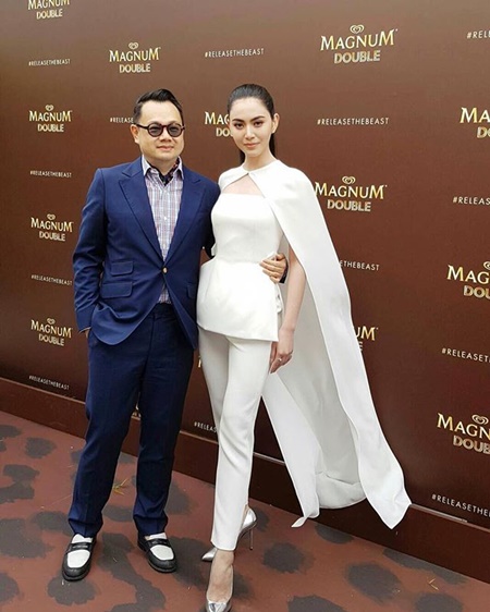 ใหม่ ดาวิกา