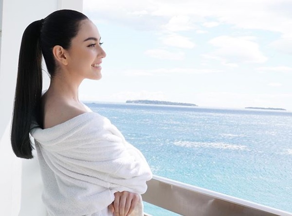 ใหม่ ดาวิกา