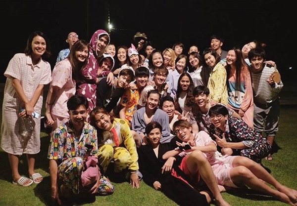 นักแสดงของนาดาวบางกอก