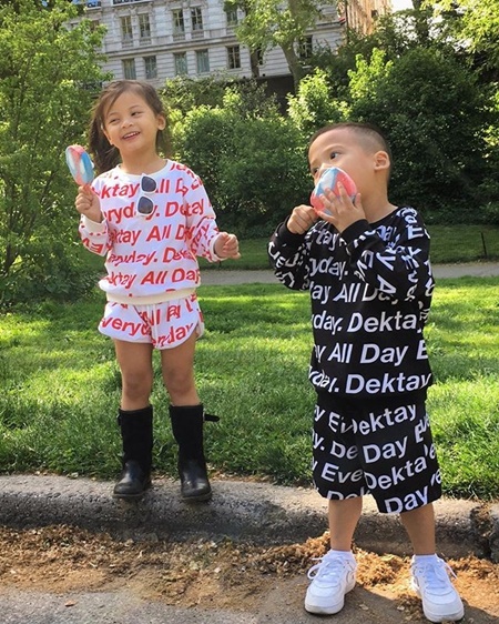 พ่อเวย์ ไทยเทเนียม แม่นานา น้องบีน่า บรู๊คลิน