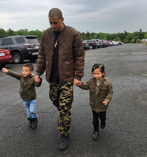 พ่อเวย์ ไทยเทเนียม แม่นานา น้องบีน่า บรู๊คลิน