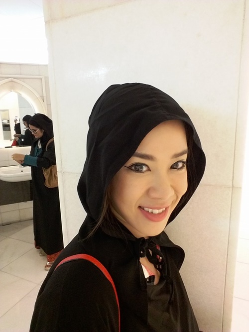 จูน กอปรบุญ ทองมี