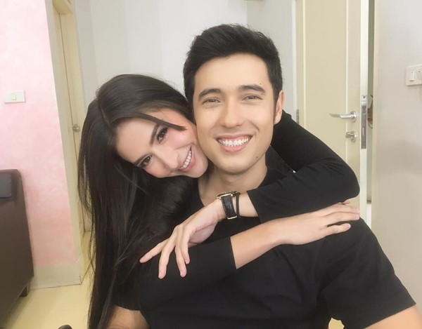 พลอย หึง แอนดริว ลงรูปคู่ ศรีริต้า