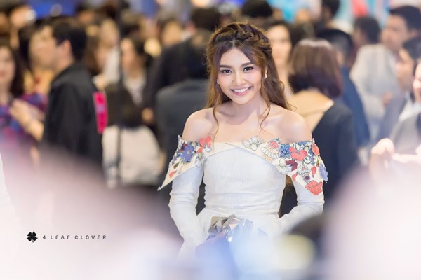 แก้ม เดอะสตาร์