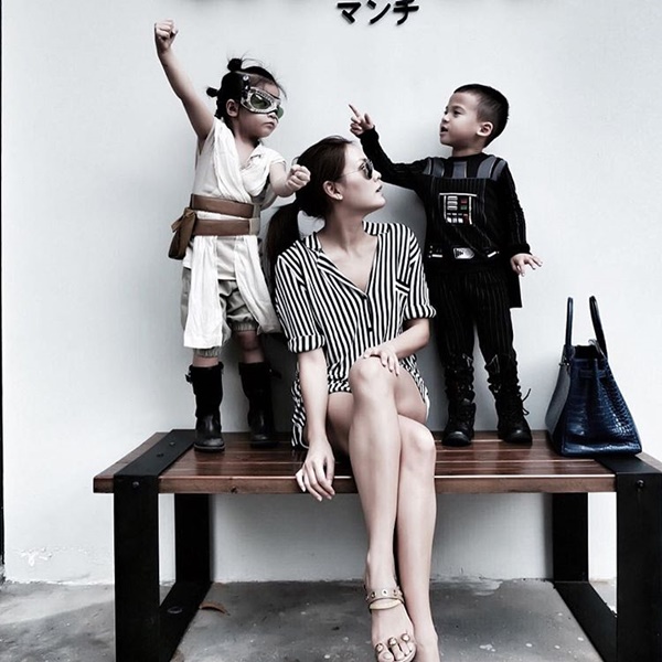 เจนี่ เทียนโพธิ์สุวรรณ สปีคอิงลิชกับ น้องบีน่า น้องบรู๊คลิน