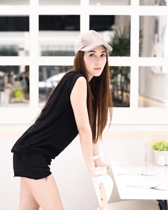 วุ้นเส้น วิริฒิพา