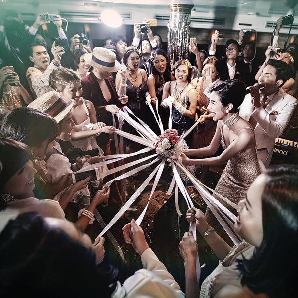 ช่อดอกไม้งานแต่ง กัปตัน-เอ้ก ใครได้ไปเอ่ย ? 