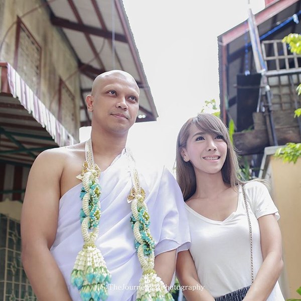 หนุ่ม กะลา