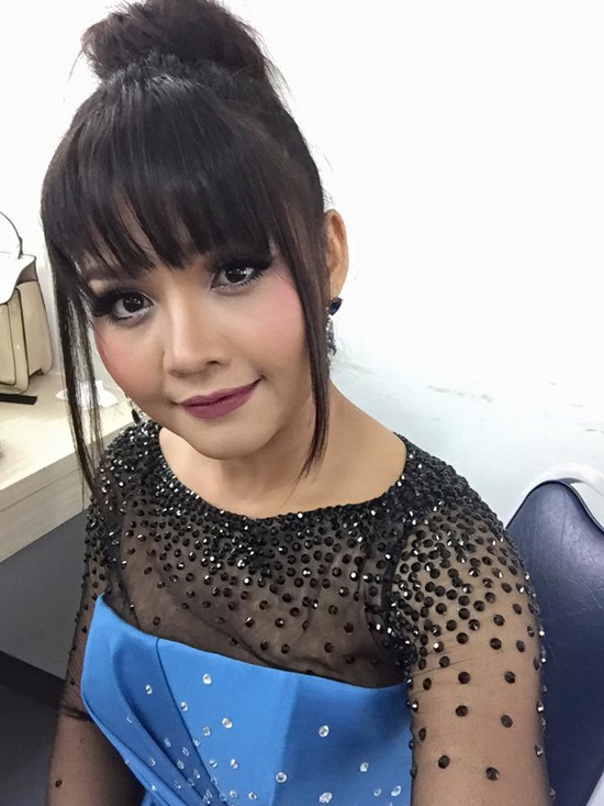 ตั๊กแตน ชลดา