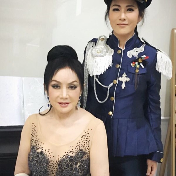 คุณแม่เสรีรัตน์ แม่ของ น้ำผึ้ง ณัฐริกา