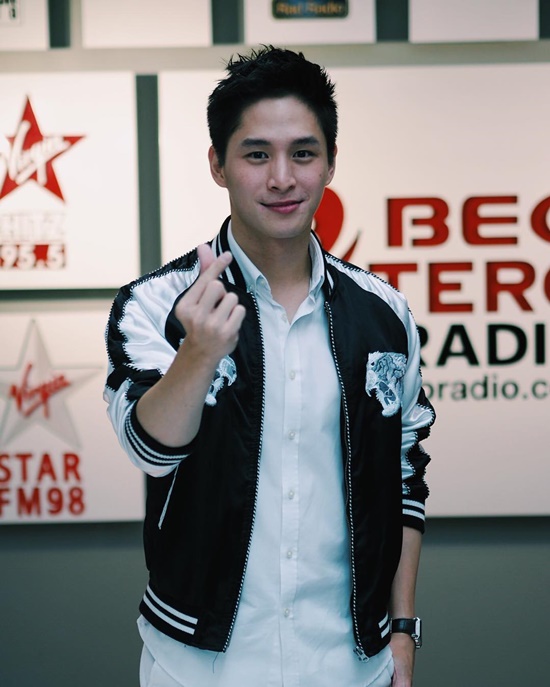 ดีเจวี รวีโรจน์