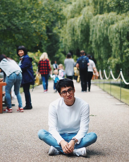 ดีเจวี รวีโรจน์