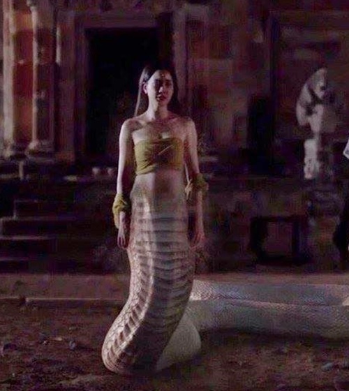 รูปปั้น เจ้าแม่นาคี