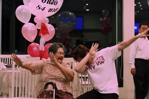 ซีดี เดอะสตาร์