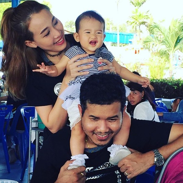 ลูกชายทั้ง 2 คน ของ โน้ต เชิญยิ้ม เตรียมบวช