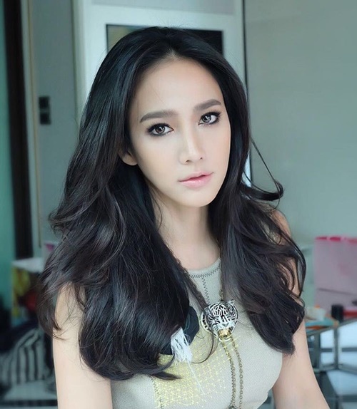 อั้ม พัชราภา ควง ไฮโซฟลุค วรวุฒิ ไปเที่ยว