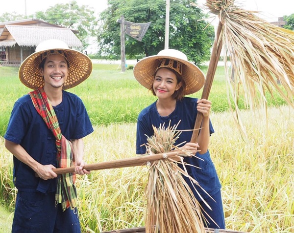 ท็อป นุ่น ลุยงานเพื่อสังคม